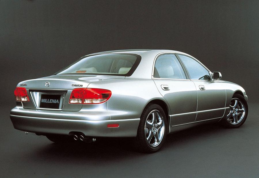  Mazda Xedos 9 2001 года  (фото 2 из 2)